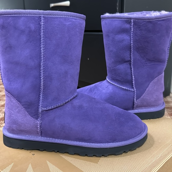 Purple Uggs - Picture 2 of 3